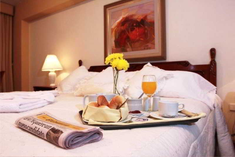 Hotel El Gran Marques Τρουχίλο Εξωτερικό φωτογραφία